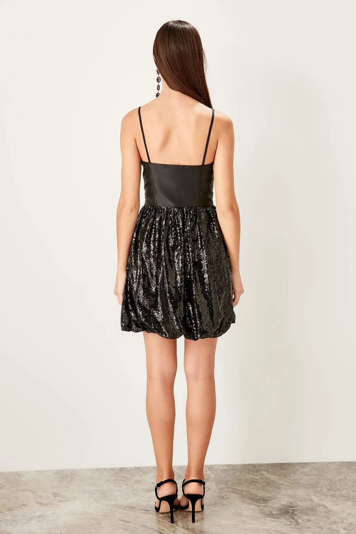 10898 Black Sequined Balloon Dress