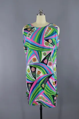 1960s Vintage Mod Shift Dress / Green & Neon Pink Abstract Floral Print