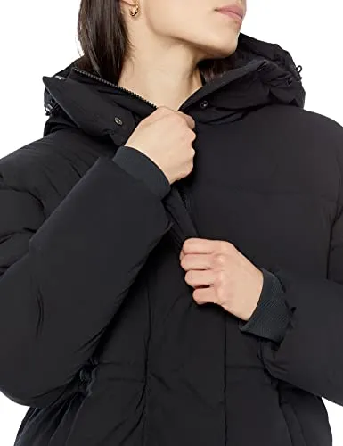 Amazon Essentials Women's Short Waisted Puffer Jacket (Available in Plus Size), Black, Medium