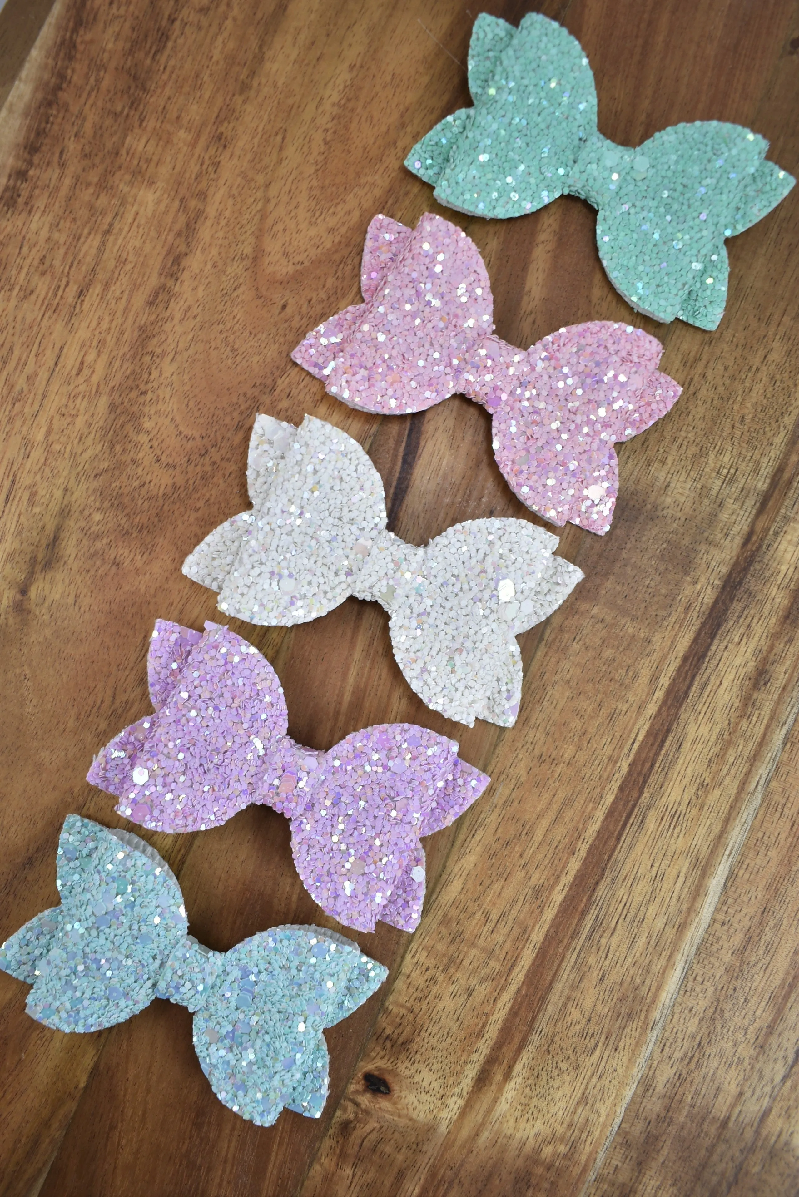 Annabelle Bow Hair Clip - pastel glitter