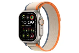 Apple Watch Ultra 2 | 49mm | Titanium Orange/Beige Trail Loop | M/L