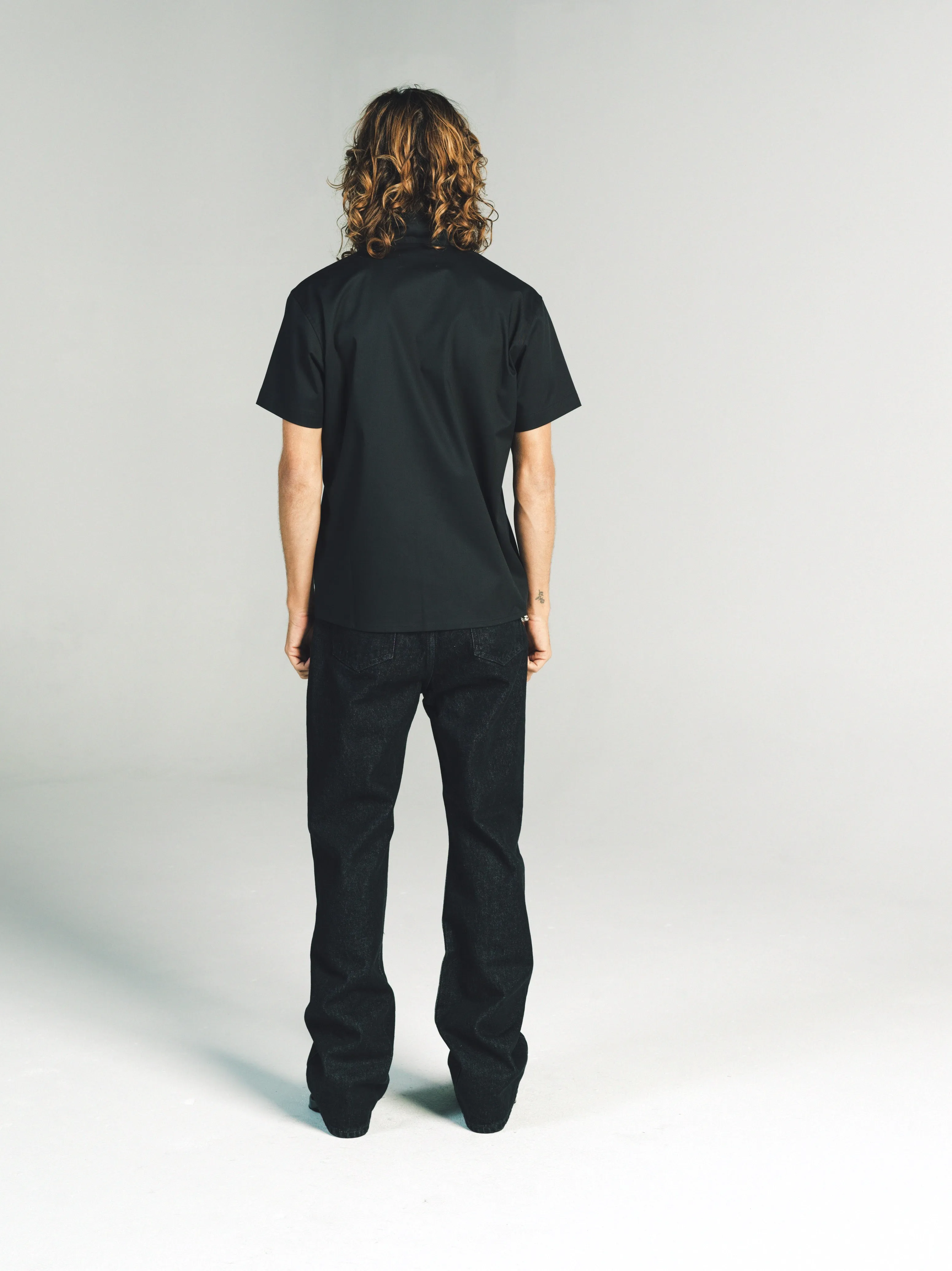 AVENUE SS SHIRT | BLACK W/ SILVER PIN STITCH