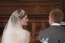 Beth, Herts - headdress, hairpins & veil