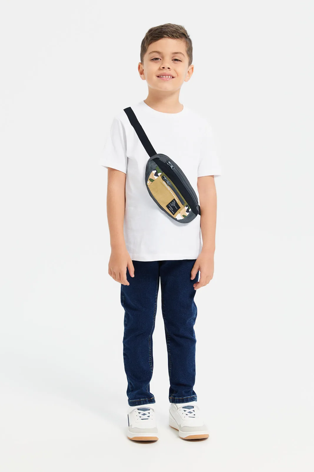 Boys White T-Shirt With Bag (2 Piece)