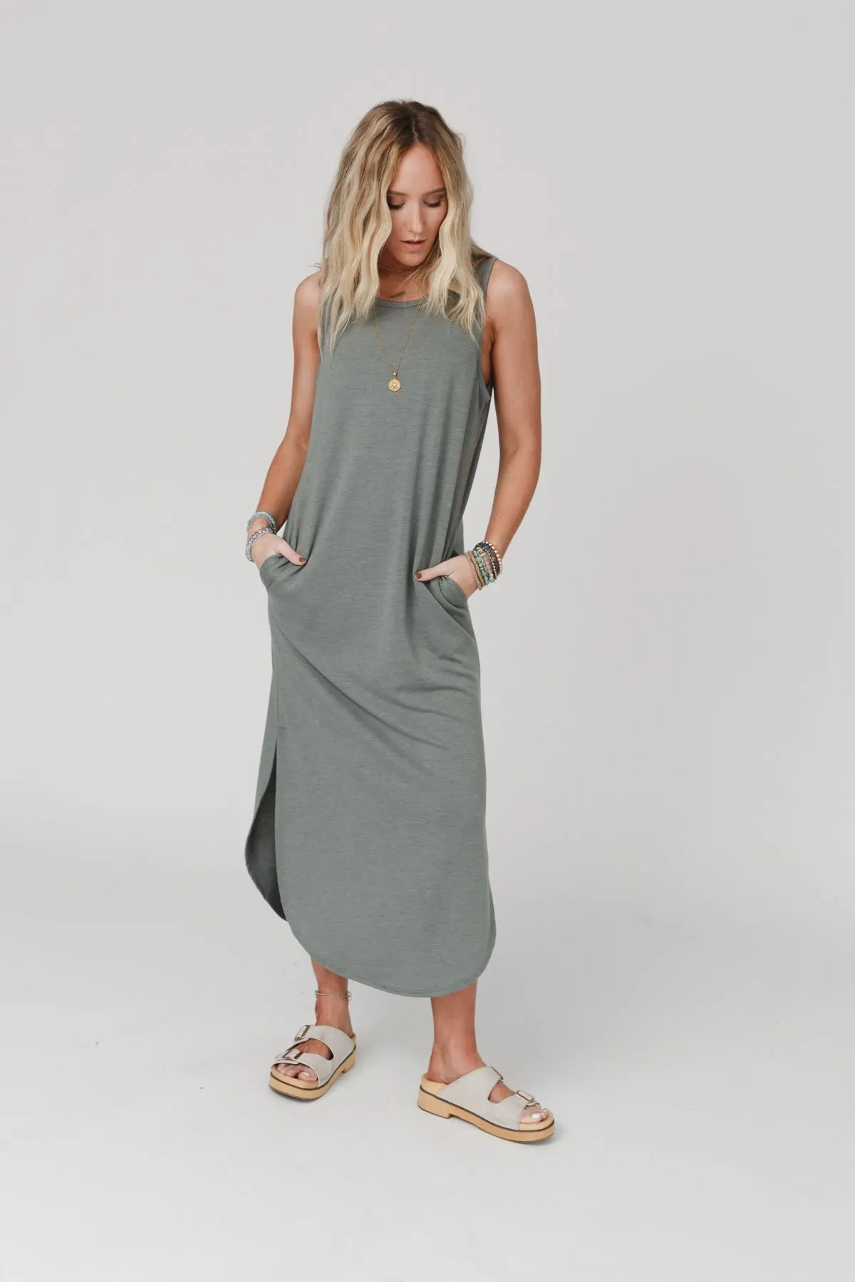 Cassie Sleeveless Pocket Maxi Dress - Light Olive