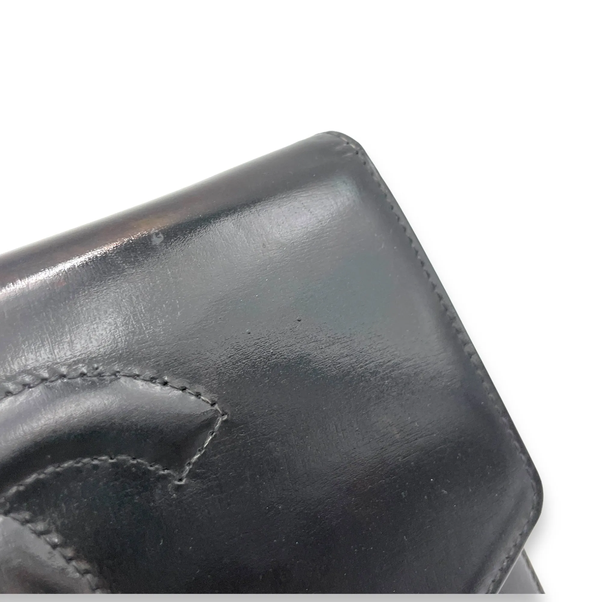 CC Wallet On Chain Black in Patent Leather, Silver hardware