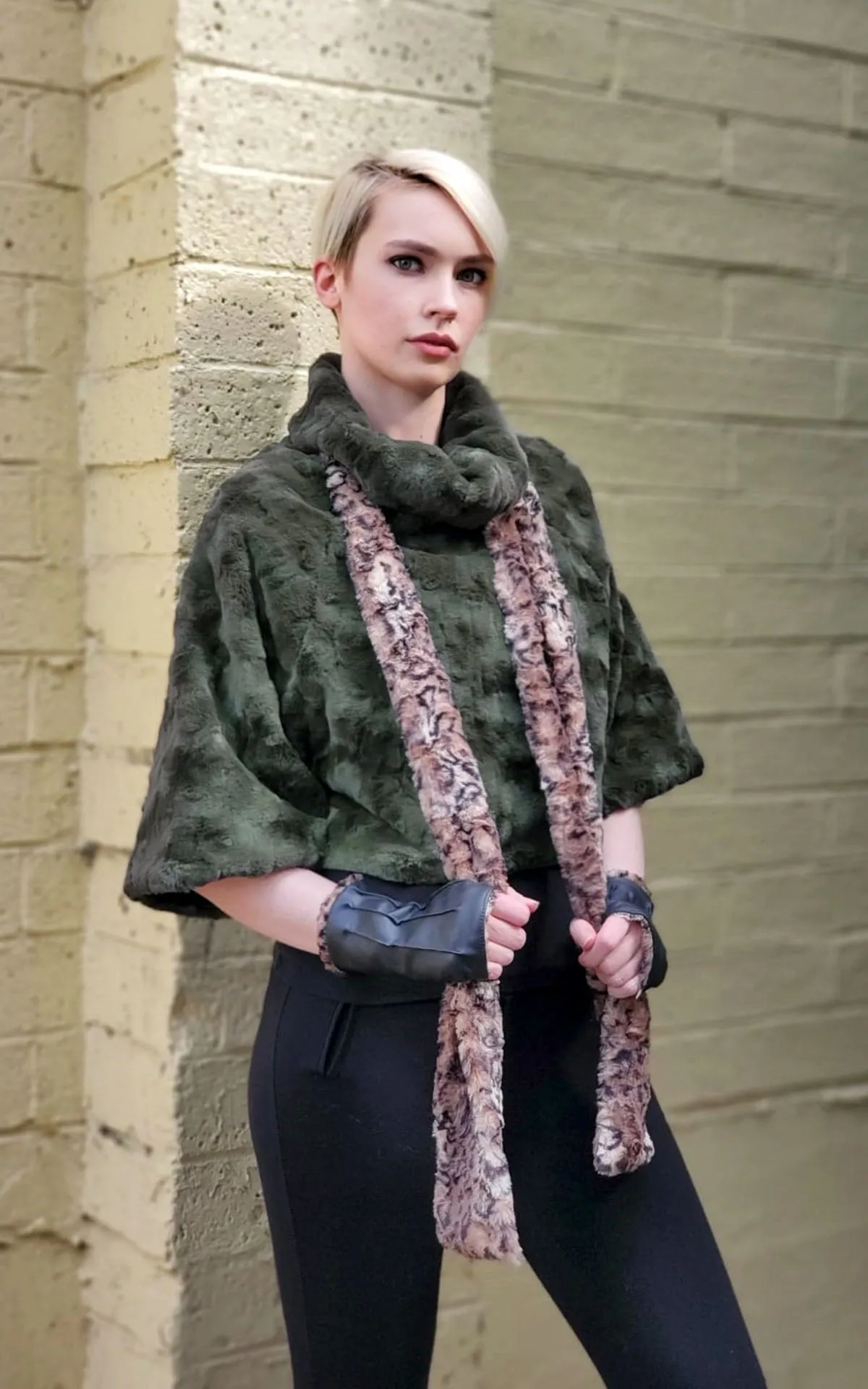 Classic Scarf - Luxury Faux Fur in Carpathian Lynx