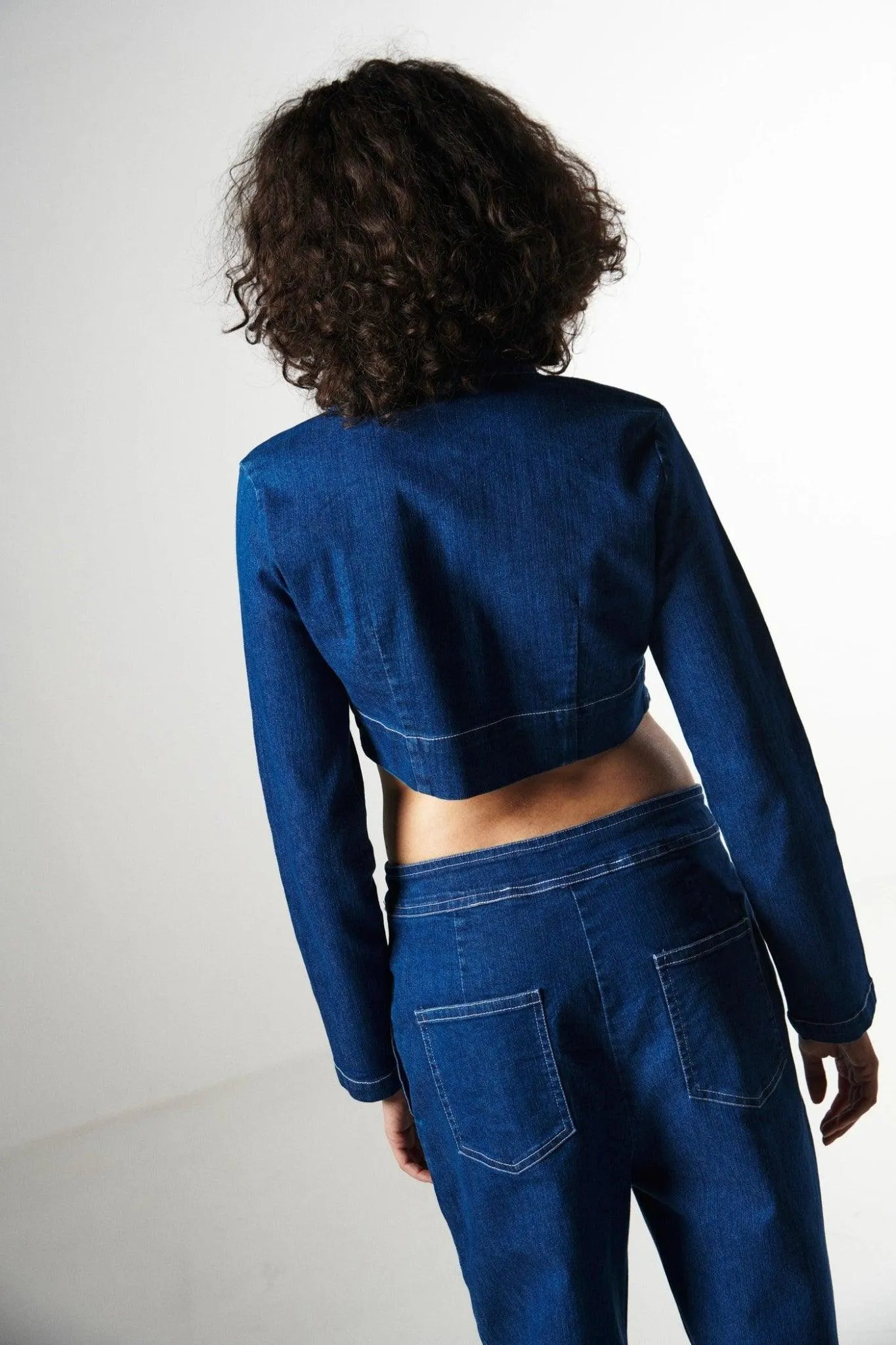 CONTEMPORARY CROP DENIM JACKET