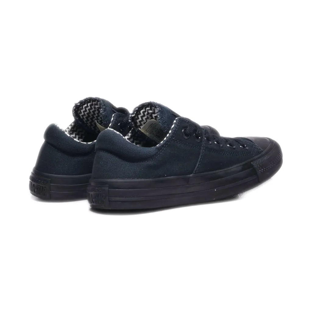 Converse All Star Low-Top Sneakers Canvas Black Colour For Women