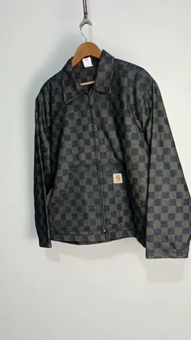 CR190 Mens reworked printed checkers Carhartt jackets 30 pieces