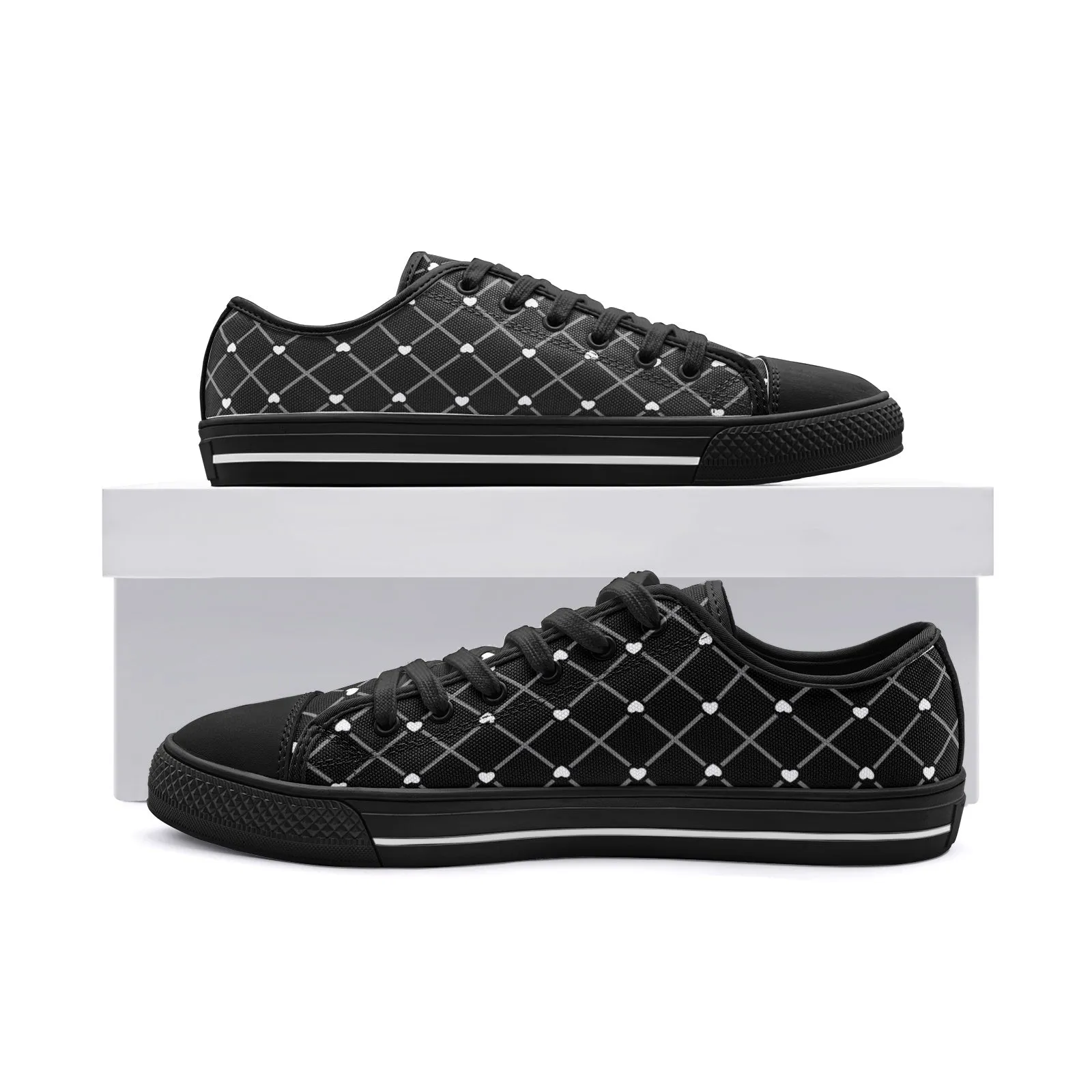 Criss Cross Hearts Unisex Low Top Canvas Shoes