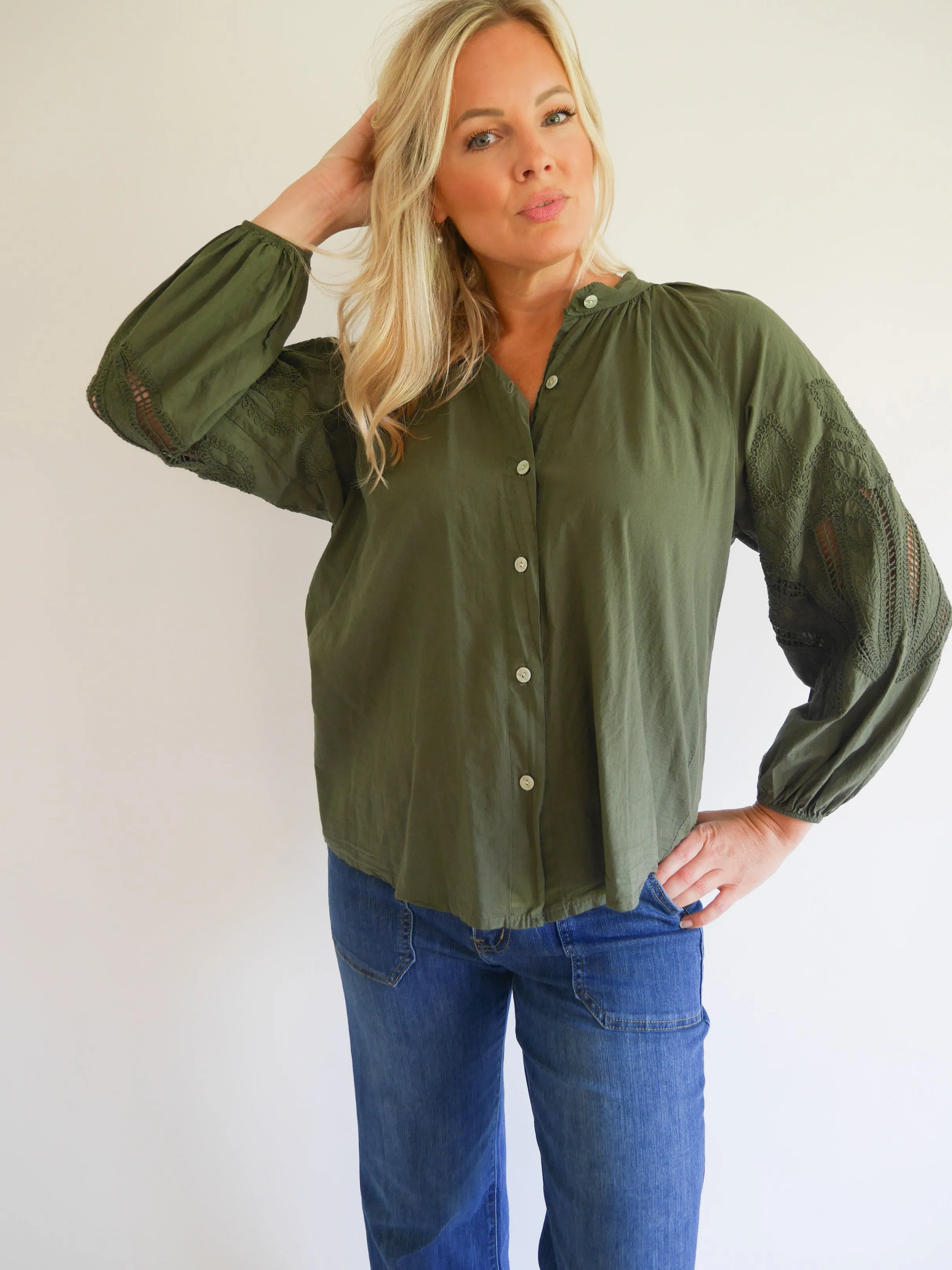 Daisy Blouse Khaki