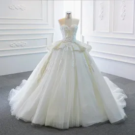 Elegant Sleeveless Ball Gown Wedding Dress Sweetheart Neck Gorgeous Bridal Dress