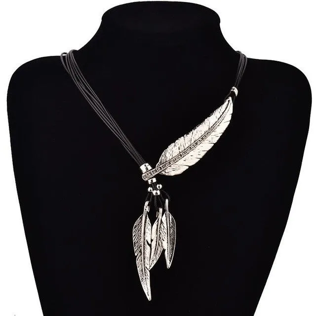 Fashion Bohemian Choker PU Leather Rope Feather Statement Necklaces &amp; Pendants Vintage Jewelry Maxi Necklace for Women Collier