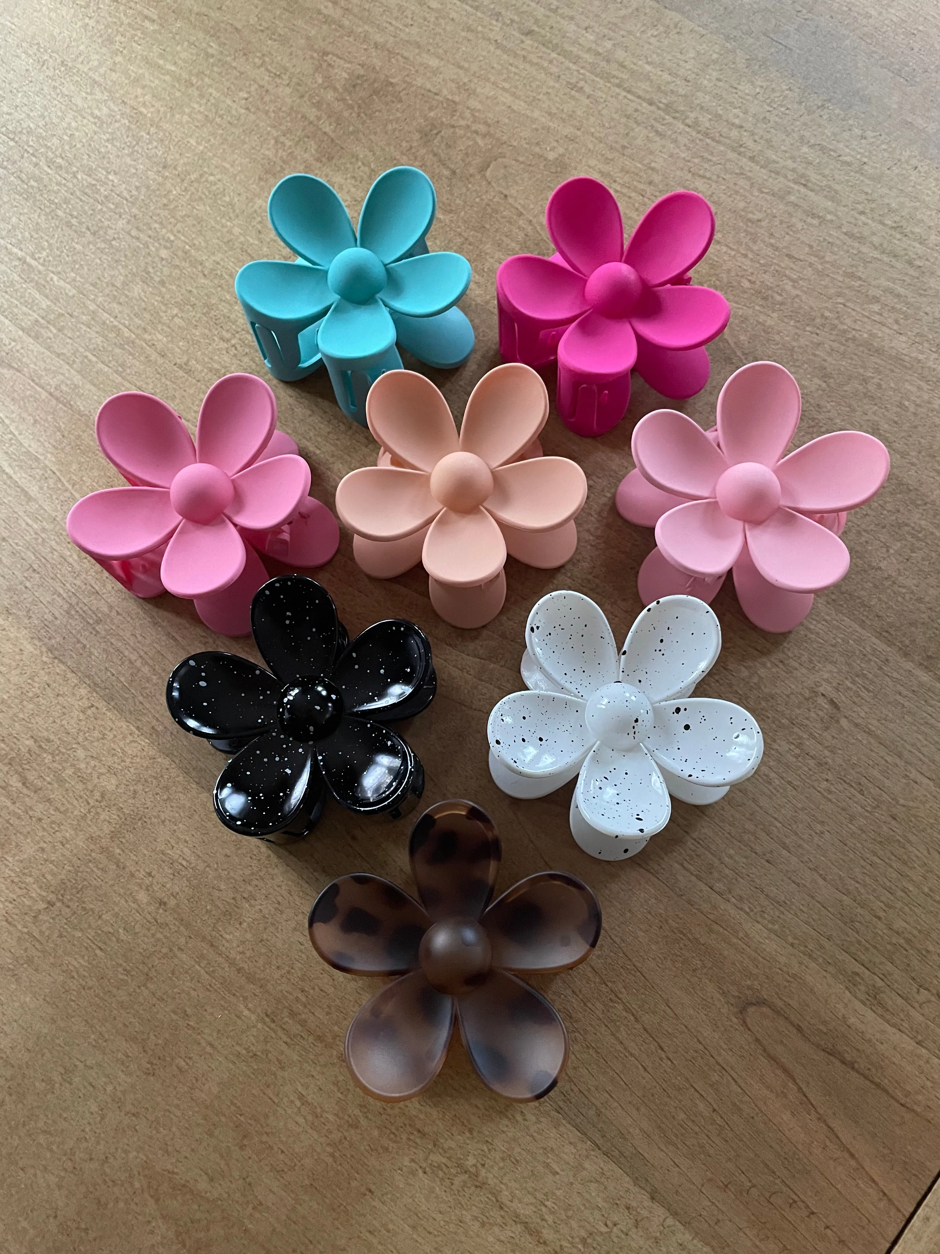 Flower Claw Hair Clips