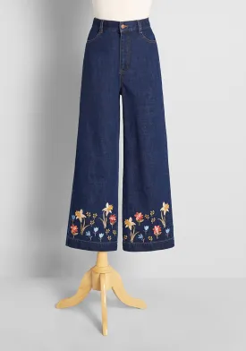 Flower Grazing Embroidered Wide-Leg Jeans