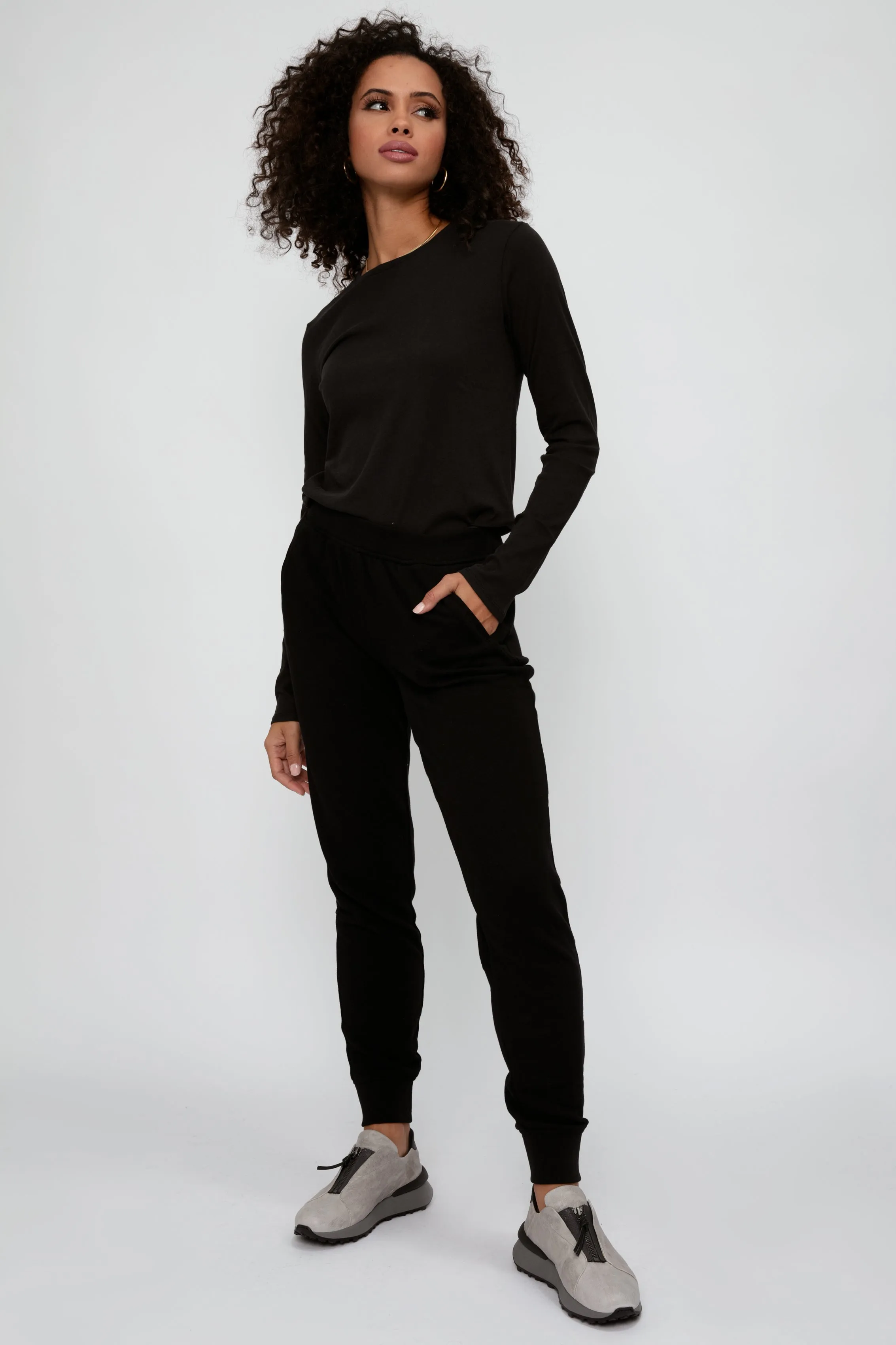 French Terry Slim Sweatpant in Black