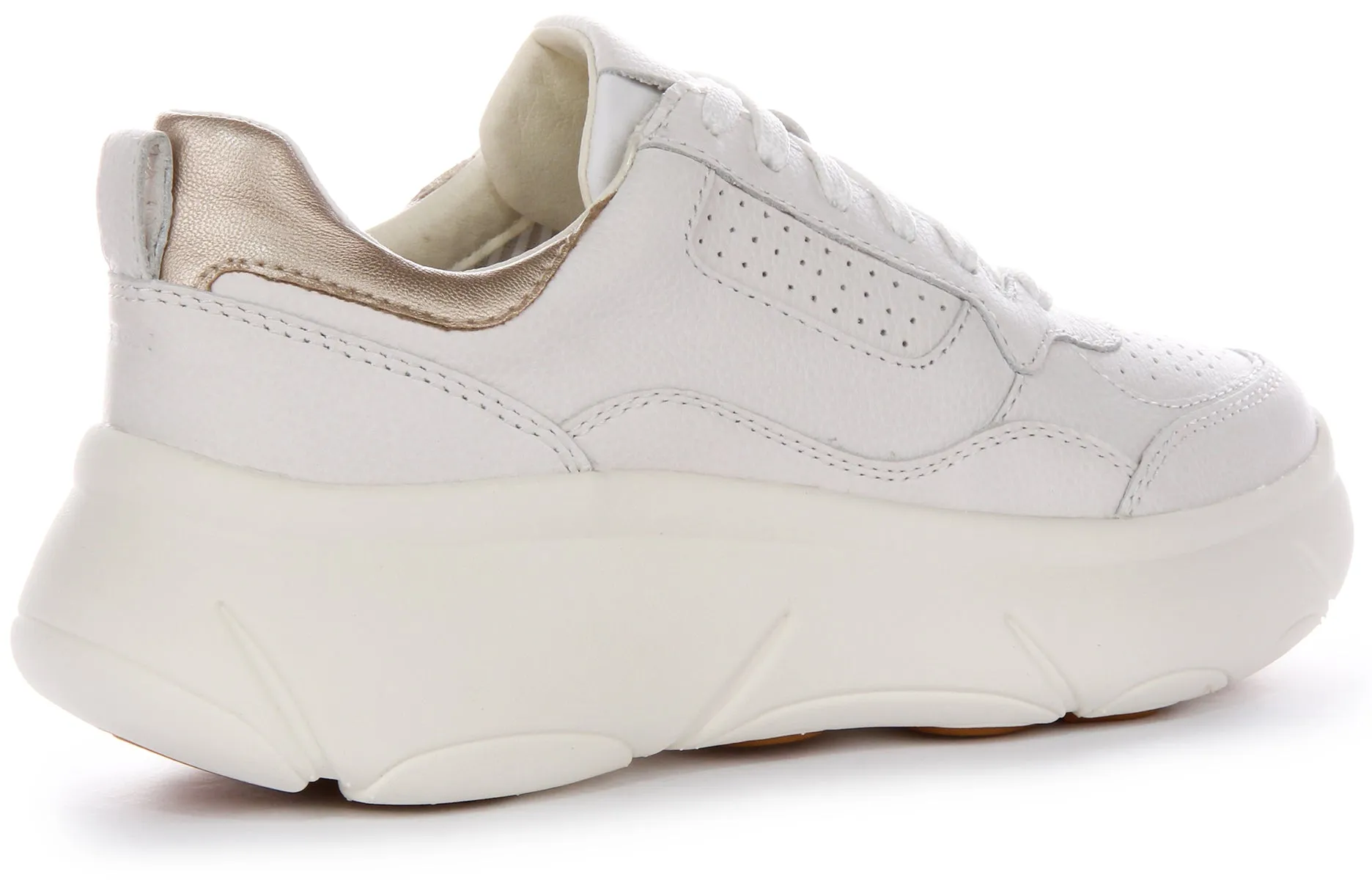 Geox D Nebula 2.0 XB Trainers In White For Women