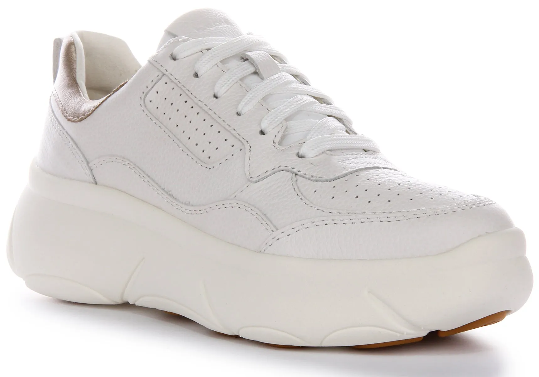 Geox D Nebula 2.0 XB Trainers In White For Women