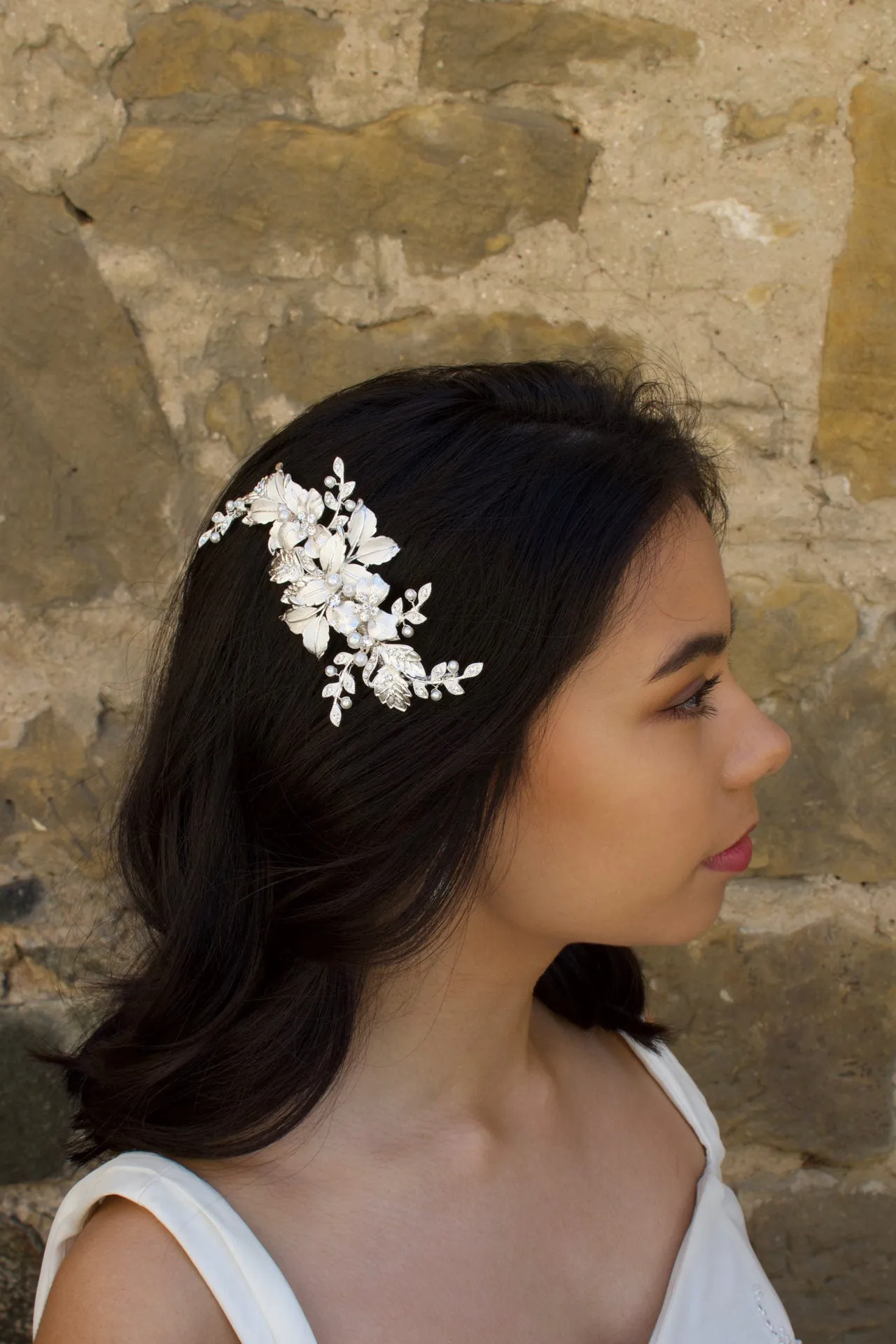 Hallie - Leaf Pearl Bridal Hair Clip