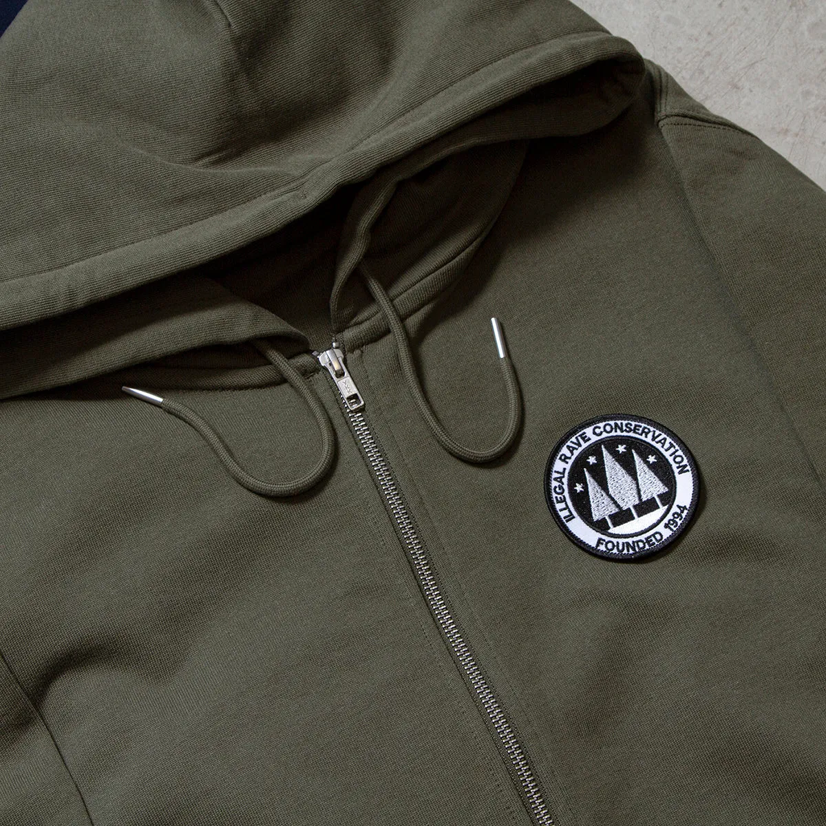 Illegal Rave Crest - Zipped Hood - Khaki