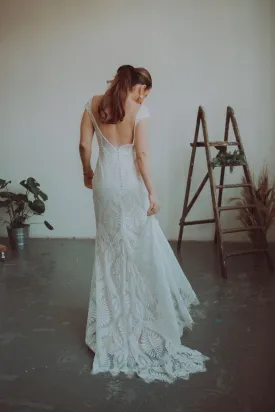 Isabella Lace Bridal Gown