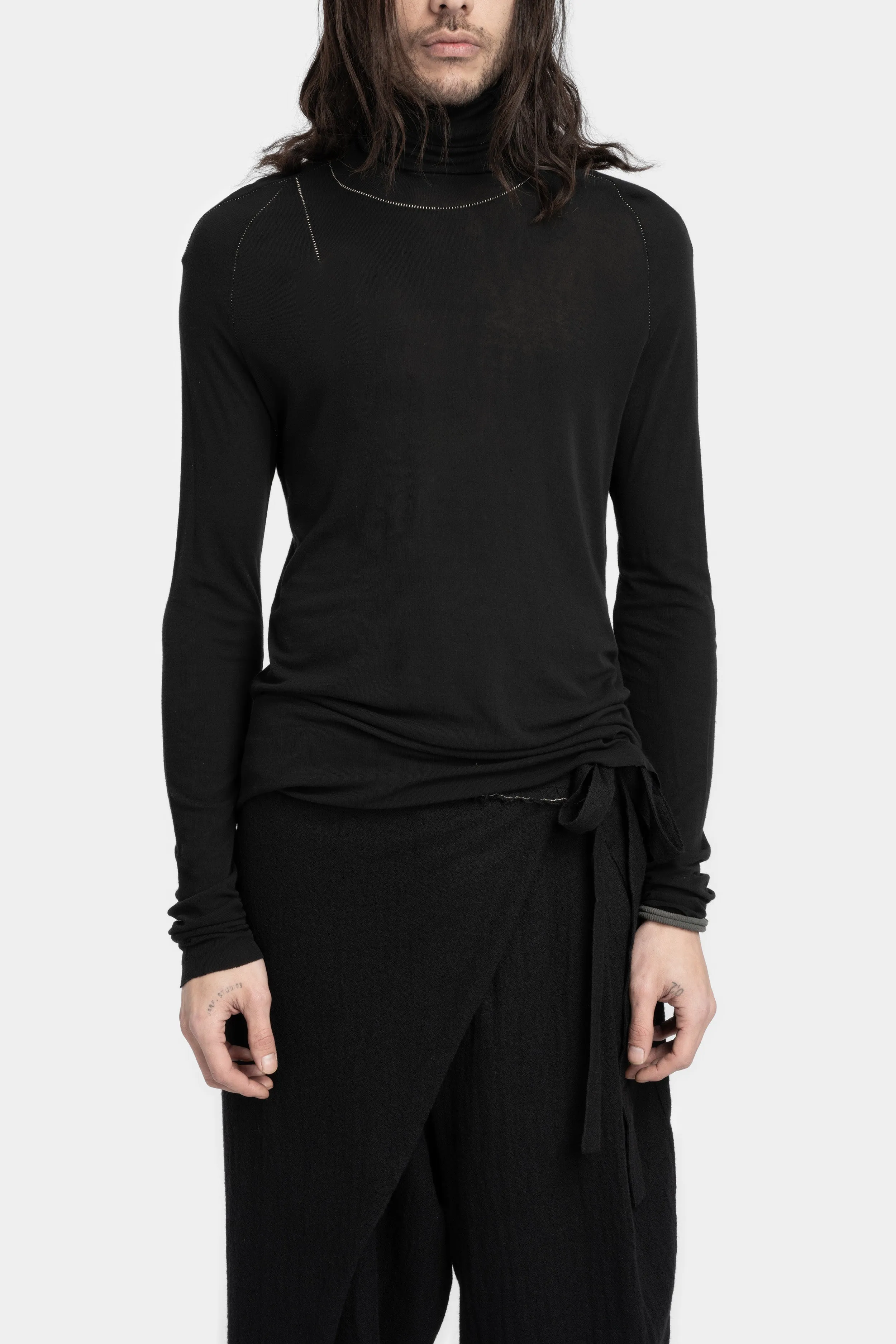 Lightweight wool / silk turtleneck ls T-Shirt, Black