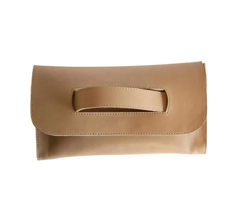 Mare Handle Clutch