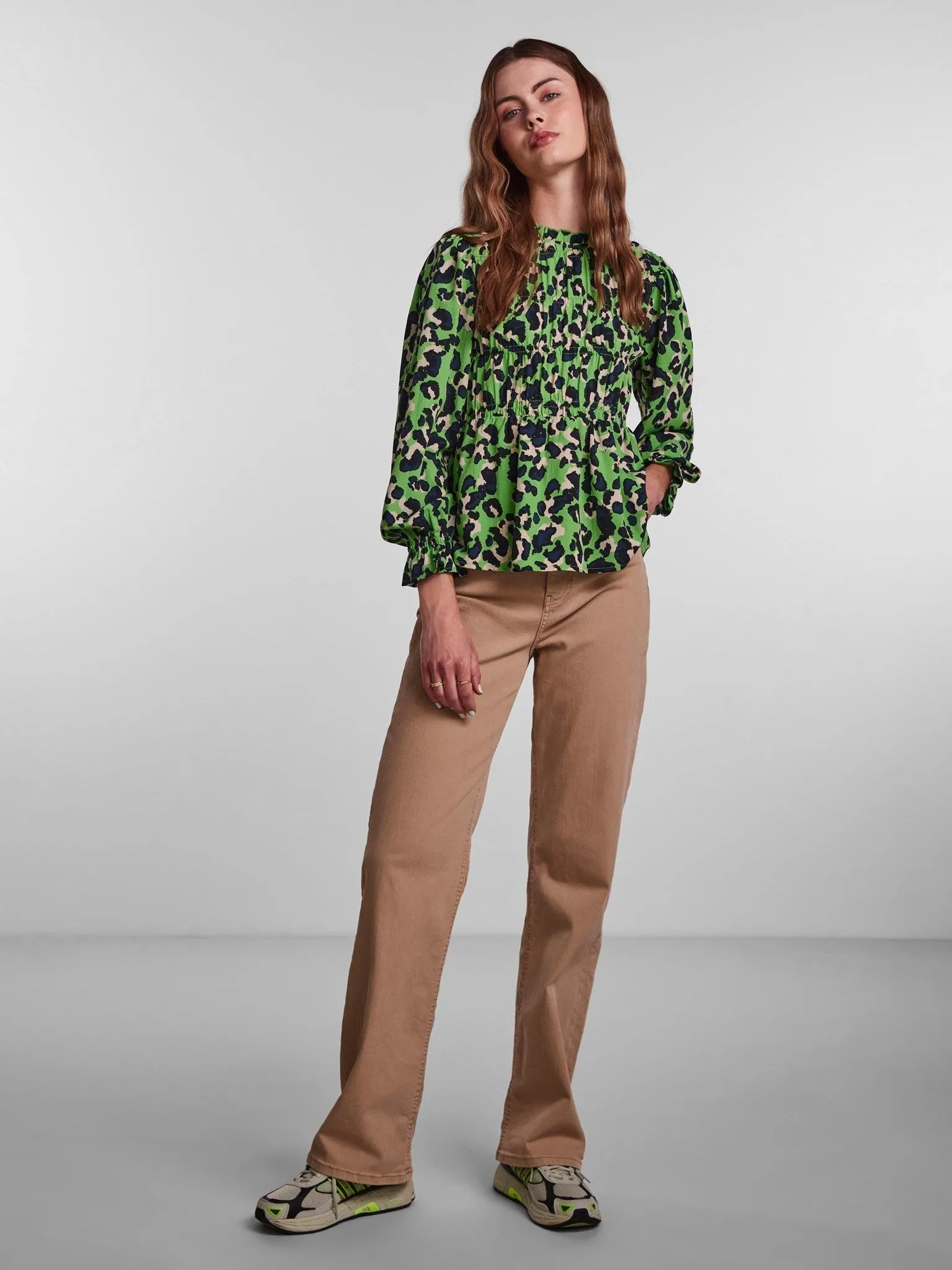 Meline Blouse - Grass Green