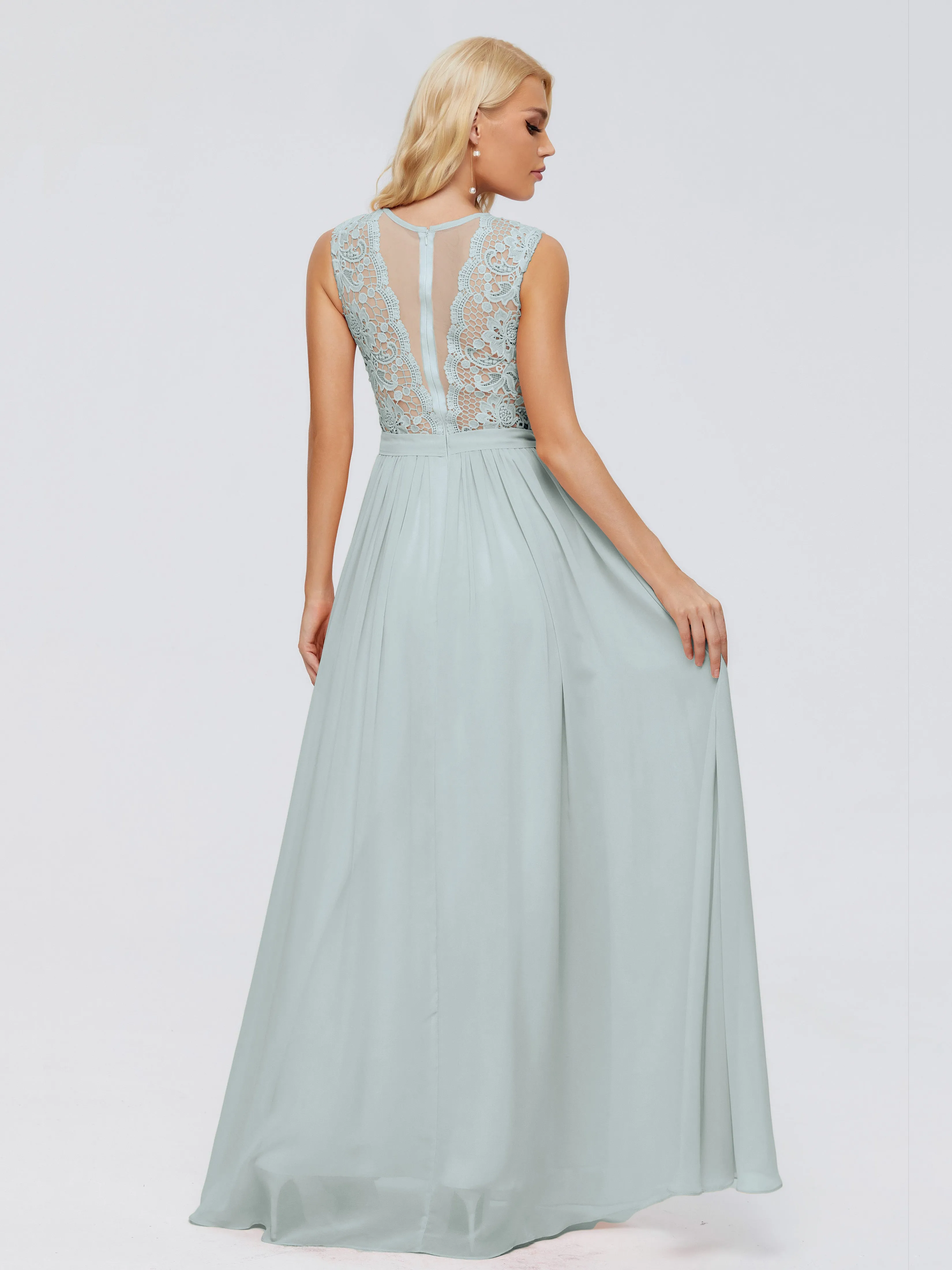 Melody Elegant Bateau Chiffon Bridesmaid Dresses