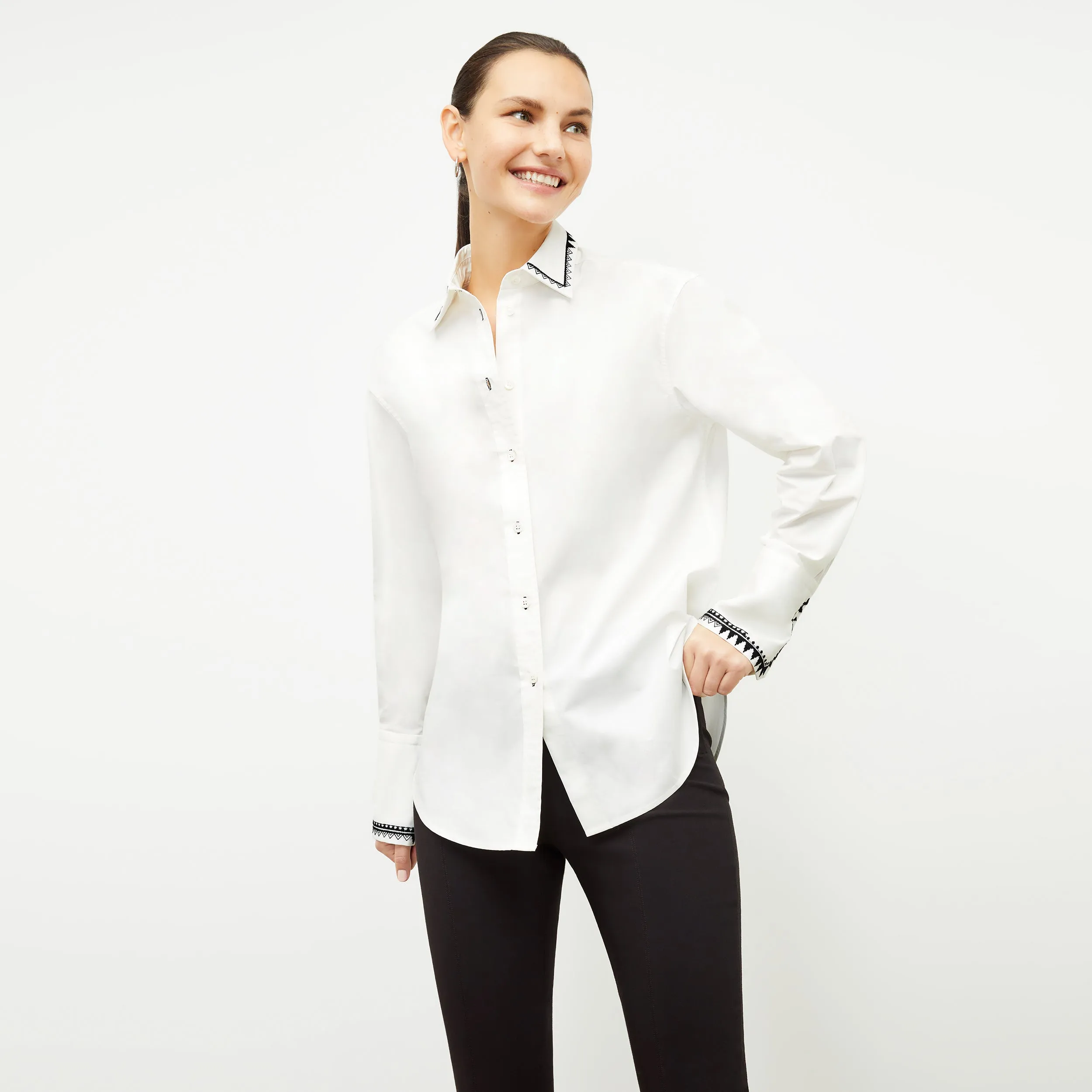 Mila Button-Down - Poplin Embroidery :: White