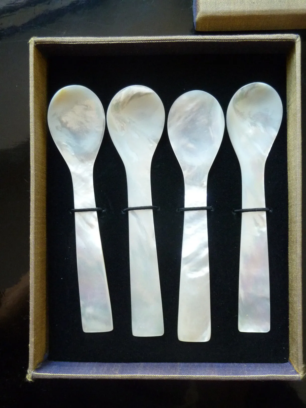 Mother Of Pearl Spoons Set Of 4 In Silk Box