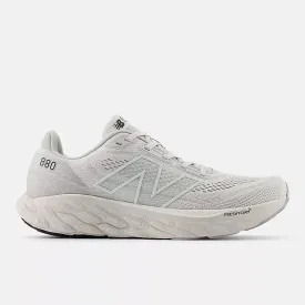 New Balance M880