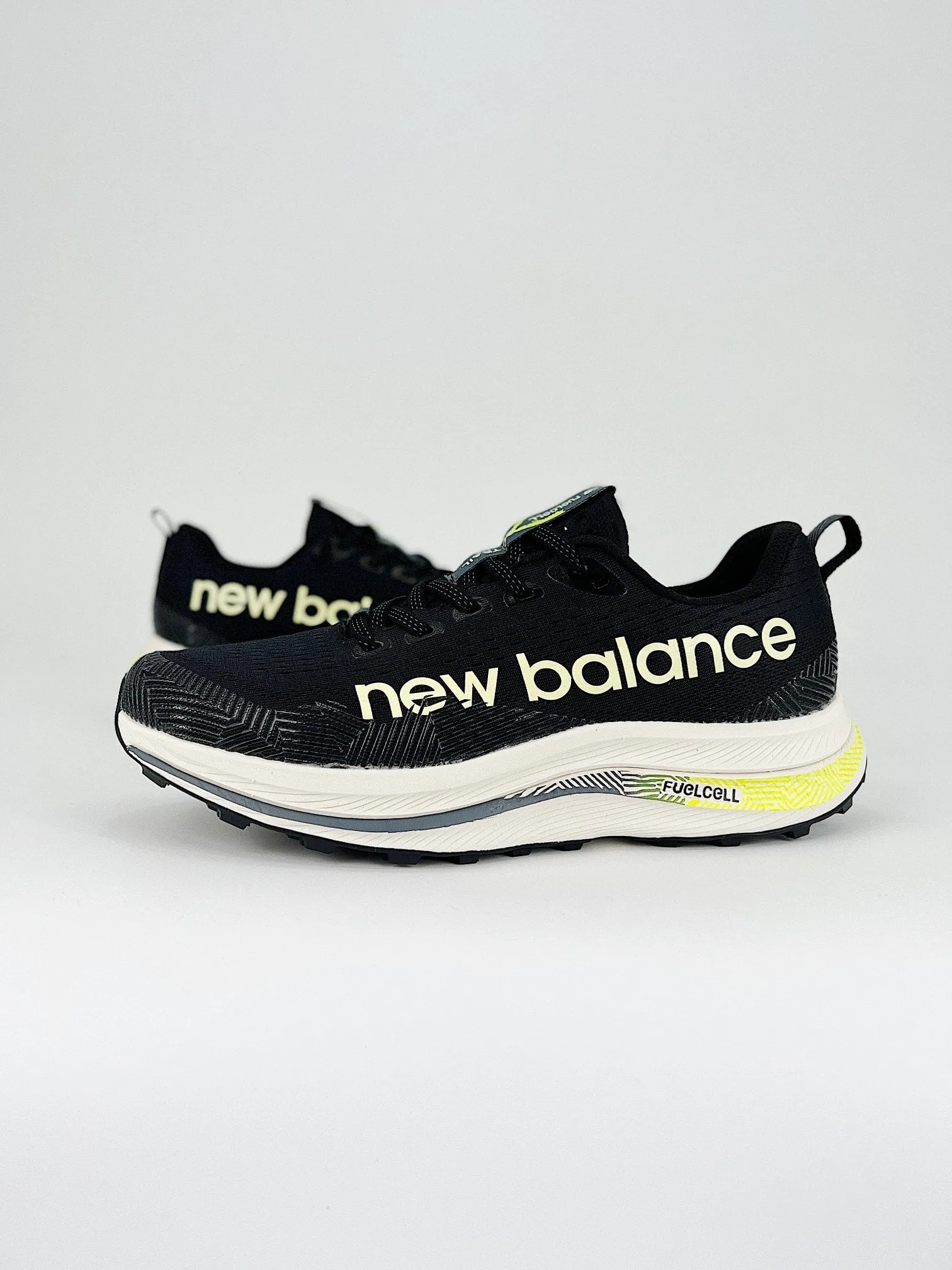 New Balance NB FuelCell SuperComp Trail Lightweight Running Shoes