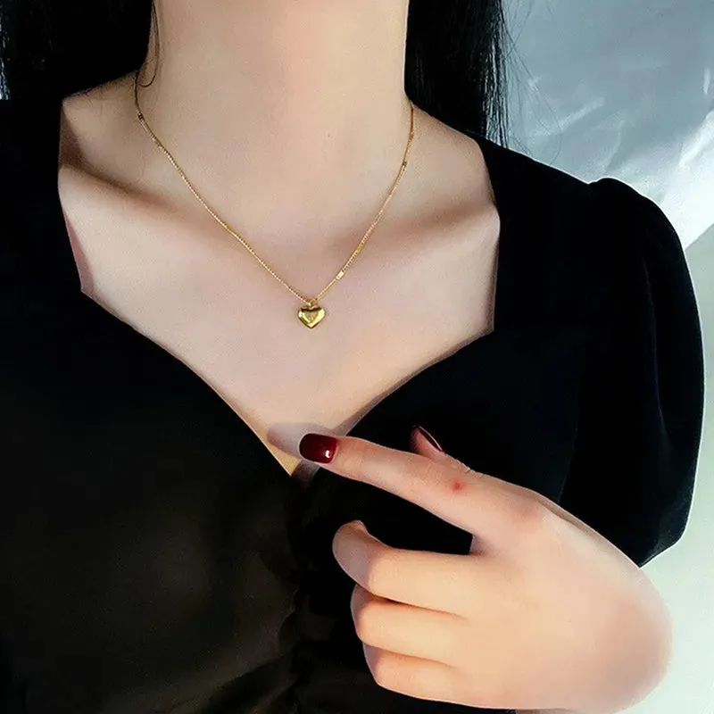 New Couple Cavicle Chain Love Necklaces Geometric Heart Light Luxury Temperament Simple Sweet Love Pendant Necklace Jewelry