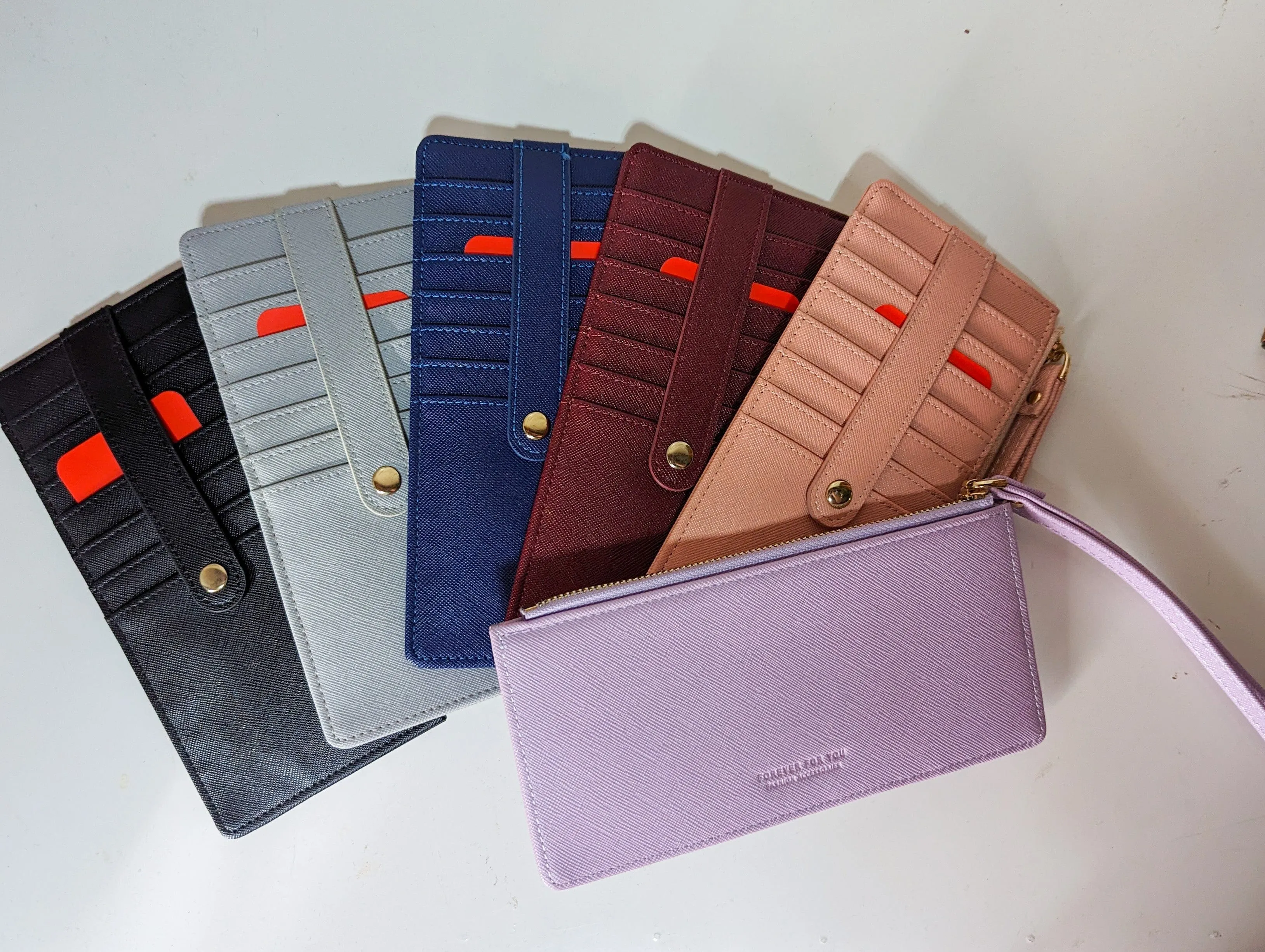 Perfect Fit Lay-Flat Wallets (6 colors)