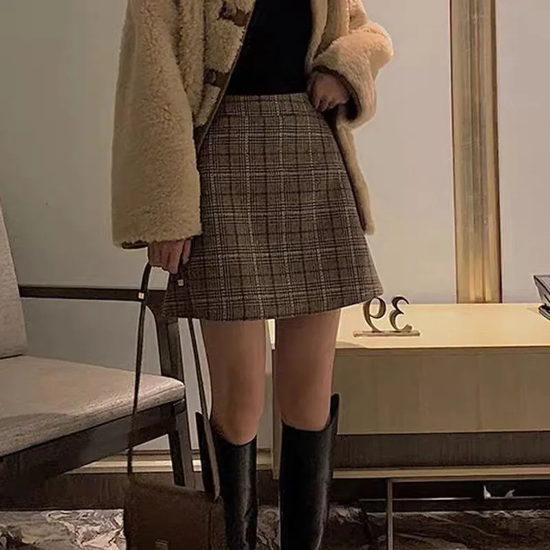 Plaid Mini Skirt With High Waist