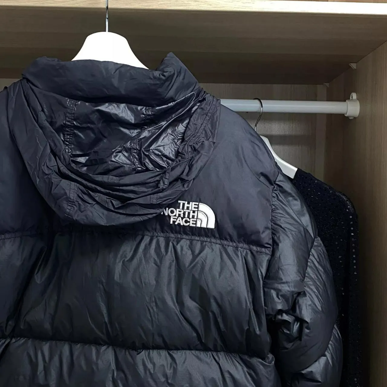 Preowned The North Face Nuptse Mens Down Puffer Jacket 700 Size M Black Genuine TNF