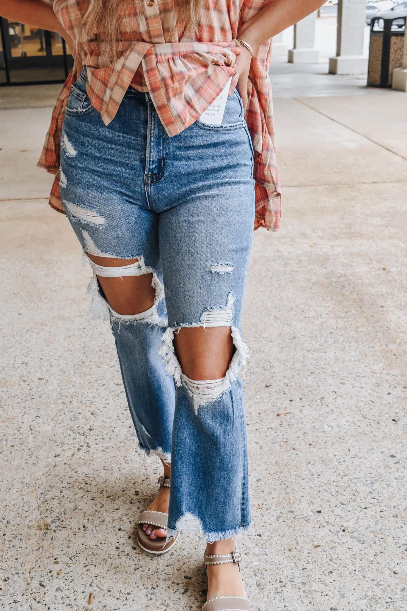 Risen High Rise Crop Straight Fit Denim Jeans