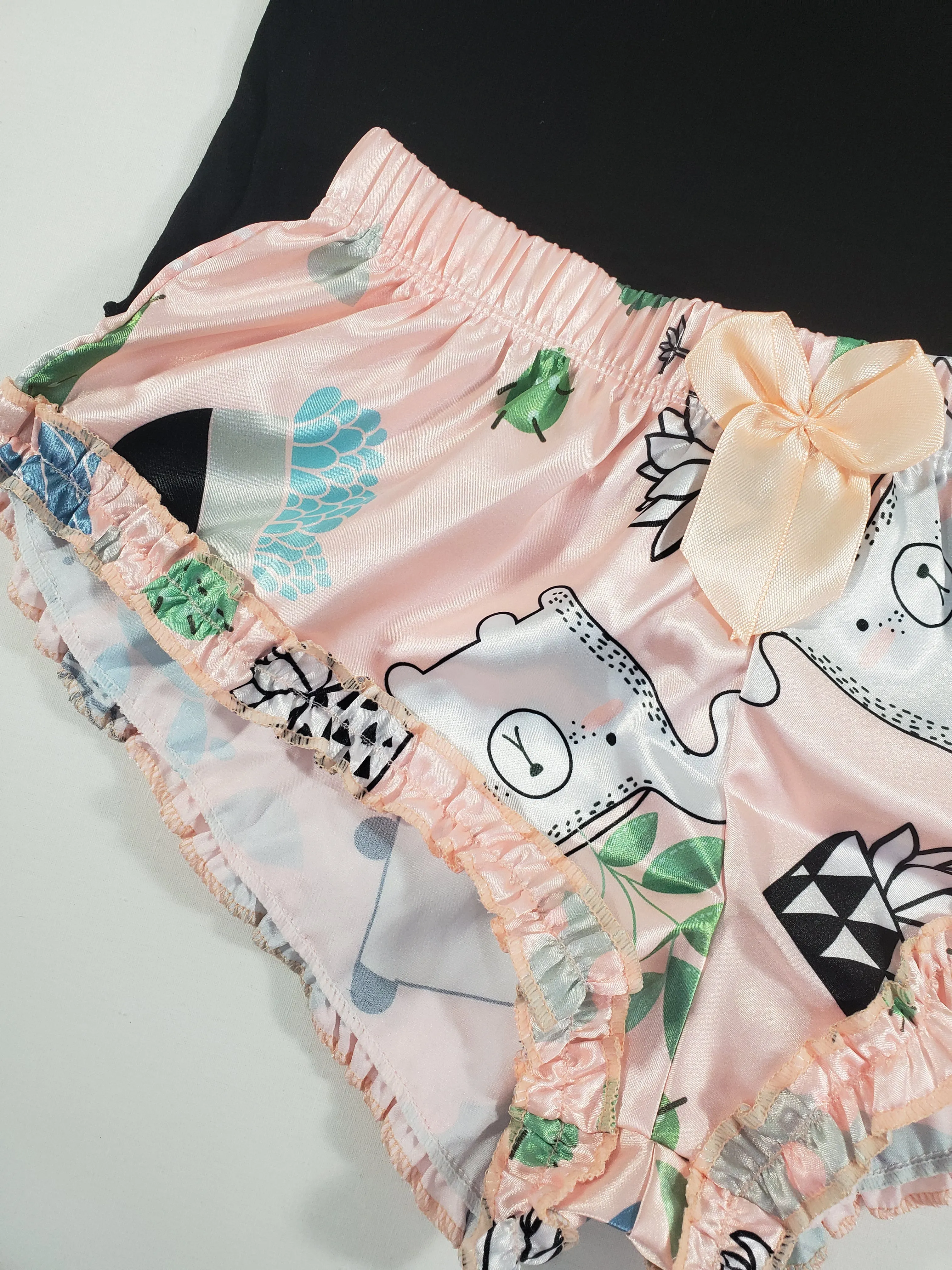 Sexy Women's pajama salmon satin shorts flowers and dogs theme black blouse