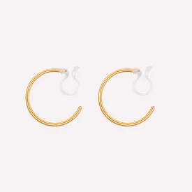 SMALL HOOP CLIP-ON EARRINGS IN GOLD