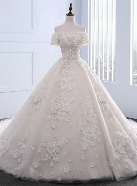 Stunning Unique Boat Neck Ball Gown Wedding Dresses Long Train With Flowers Beading