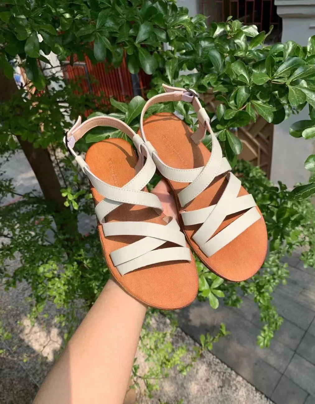 Summer Comfortable Soft Leather Strappy Sandals