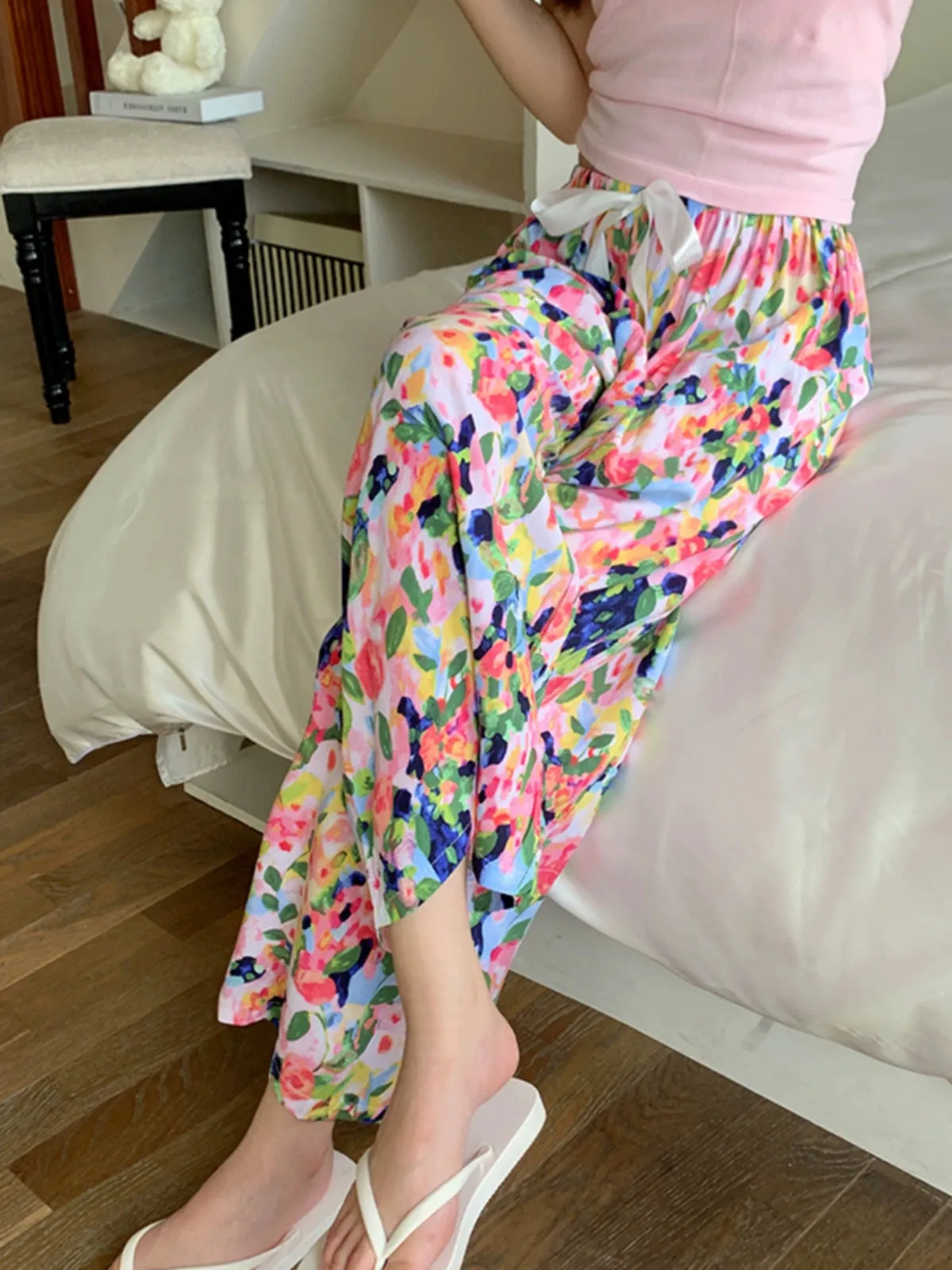 Summer Cotton Silk Wide-Leg Pajama Pants' - Unique Printed Cropped Mosquito Pants