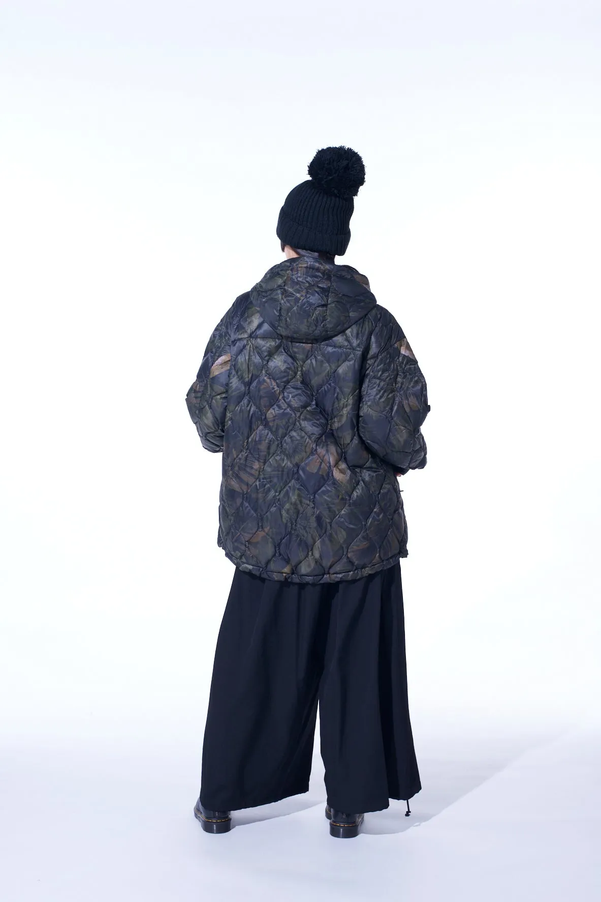 【S'YTE X TAION】DAHLIA CAMOUFLAGE QUILTED DOWN PARKA