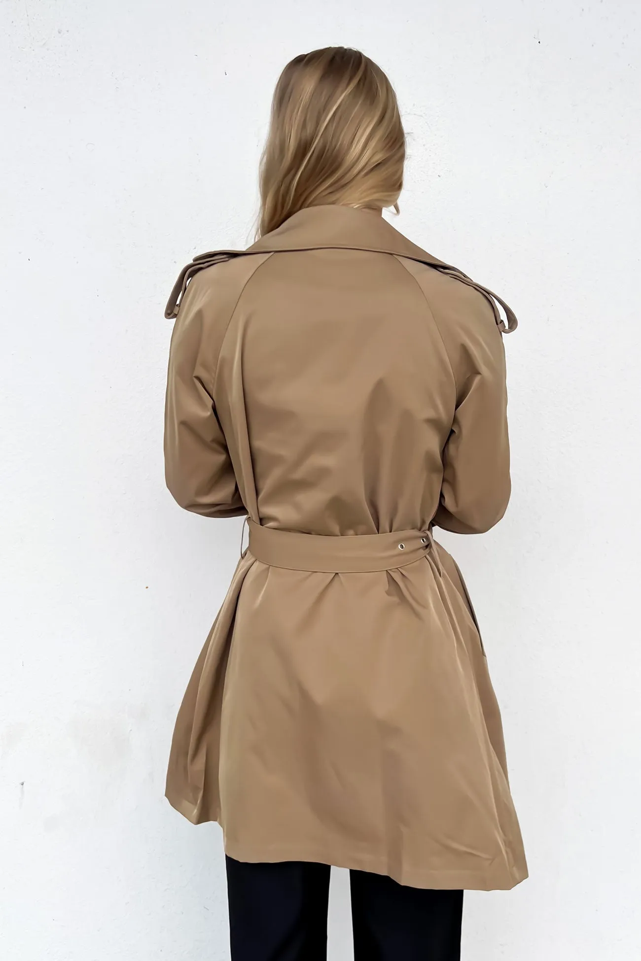 Tahlee Trench Tan