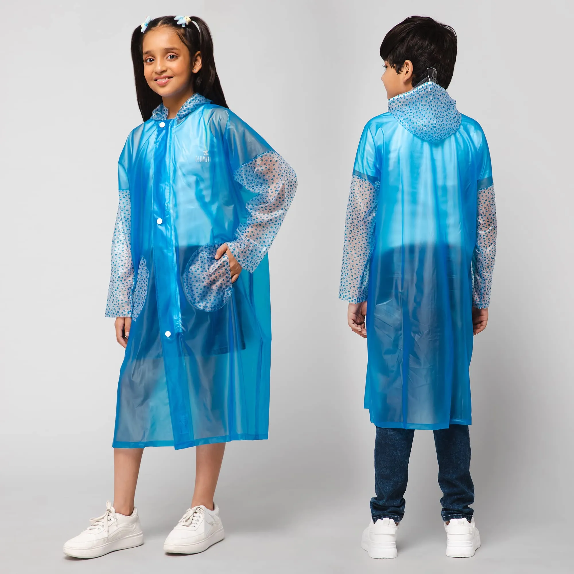 THE CLOWNFISH Shower Saver Series Unisex Kids Waterproof Single Layer PVC Longcoat/Raincoat with Adjustable Hood. Age-3-4 Years (Sky Blue)