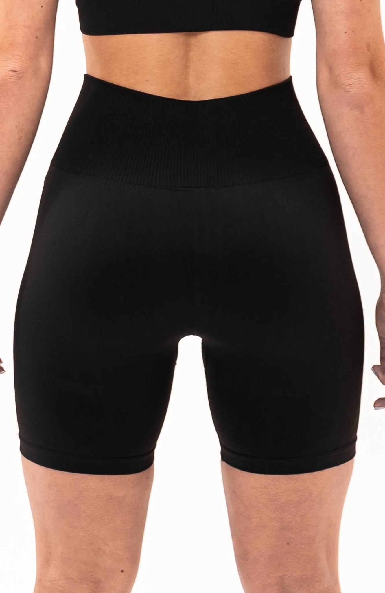 Unlimited Seamless Shorts - Black