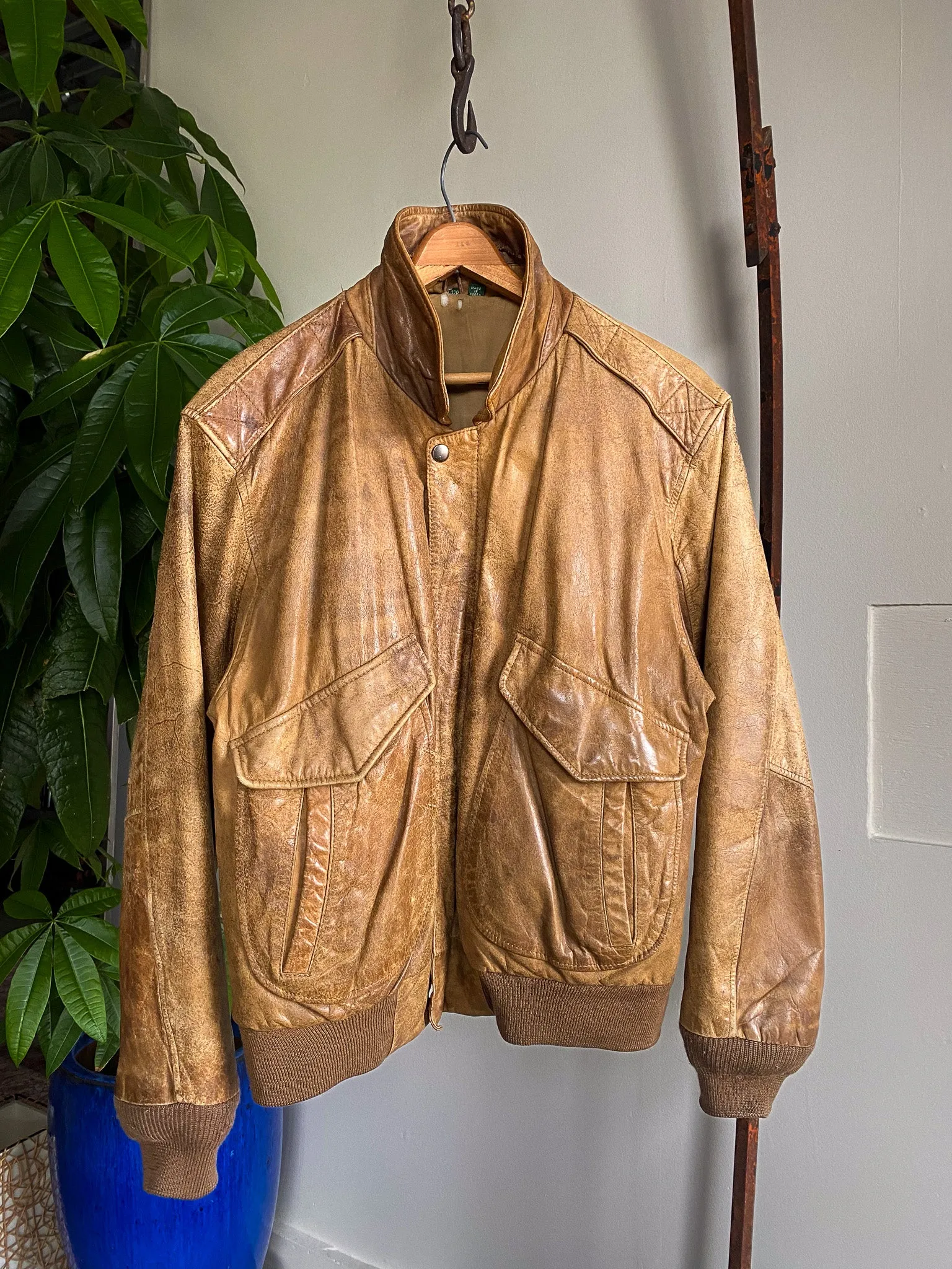 Vintage Leather Bomber—[M]