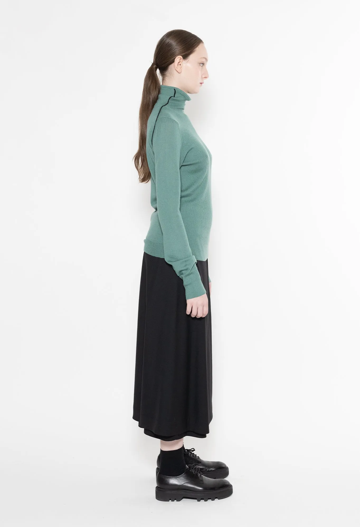 WARA - 16gg Cashmere Turtleneck Sweater in Teal and Black